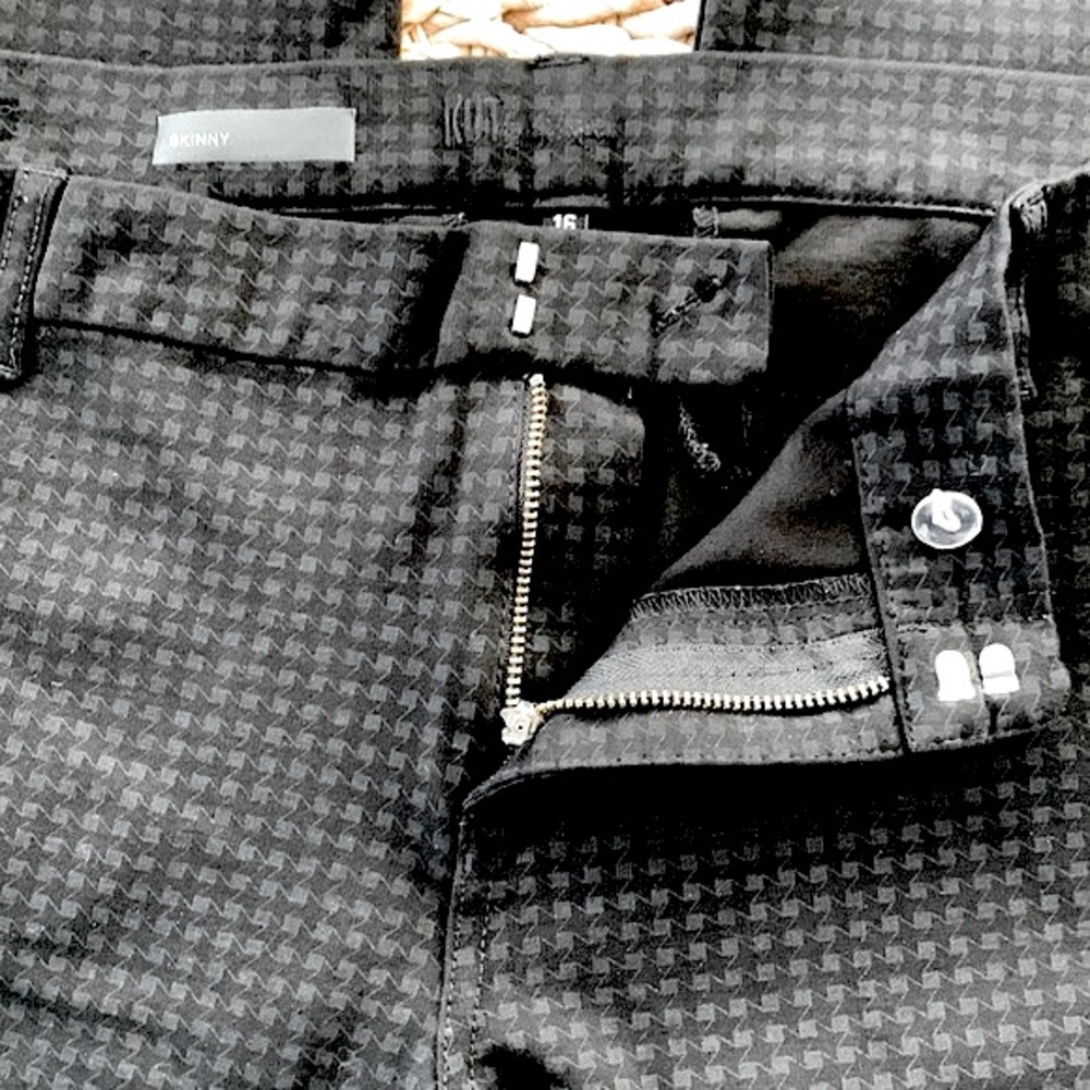 Kut from the Kloth Black & Gray Check Ponte Pant - Picture 5 of 9